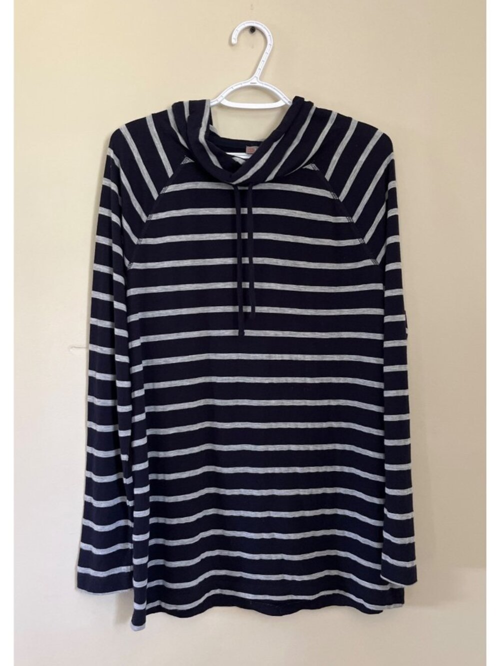 T By Talbots Womens Large Long Sleeve Stripes Cowl Neck Shirt Navy Blue White
